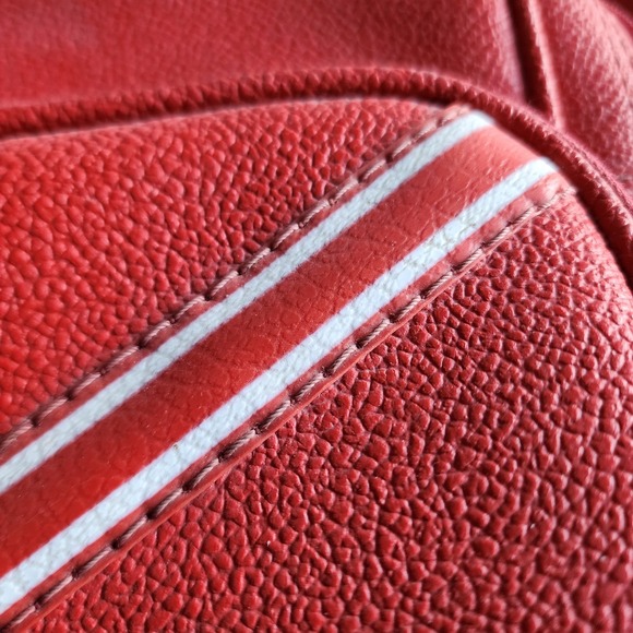 Vintage Samsonite Carry On Shoulder Bag Retro Luggage Red Faux Leather Messenger - Picture 3 of 14